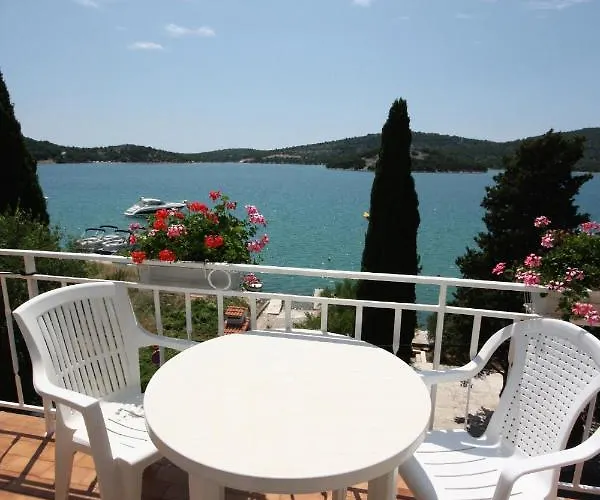 By The Sea - Murter - 5141 * Tisno