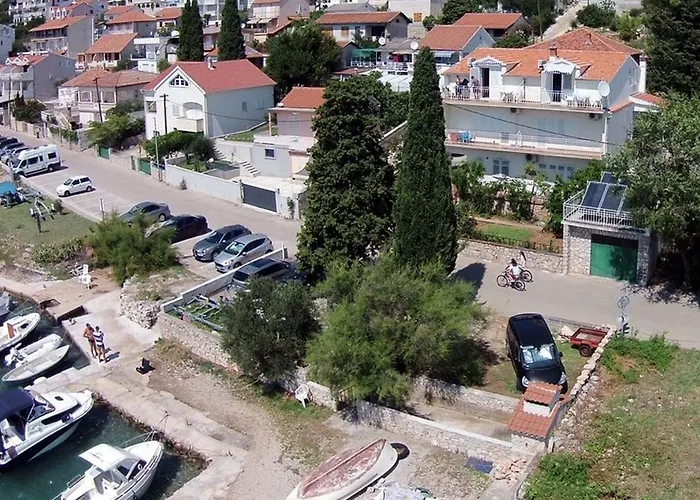 Apartamento By The Sea - Murter - 5141 *